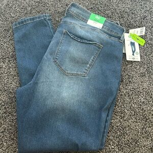 Brand new Dip mid rise skinny size 18W
